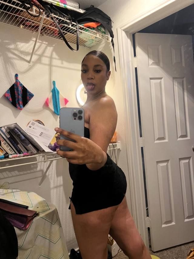 Hey sweetie 🥰 I’m open and looking for nearby fun 🥵🥵 HMU buddy 🤤 - Image 2